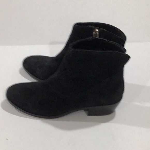 Sam Edelman black suede ankle booties size 6 - Picture 3 of 5